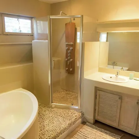 In With Private Pool * Loupia