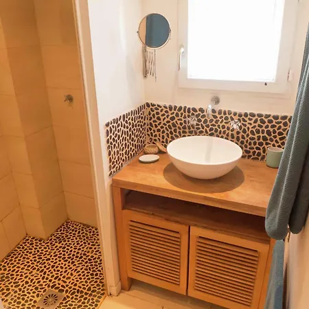 In With Private Pool Дом отдыха